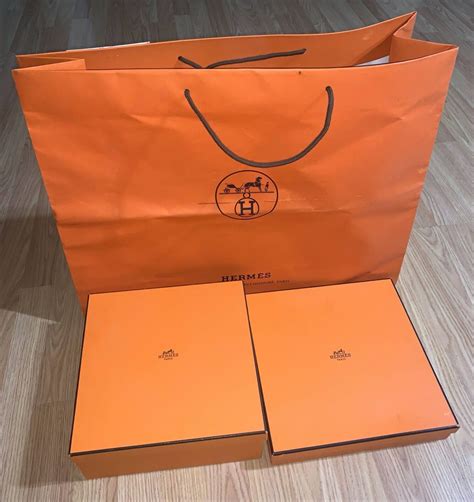 Discreet Packaging HERMES Clothes